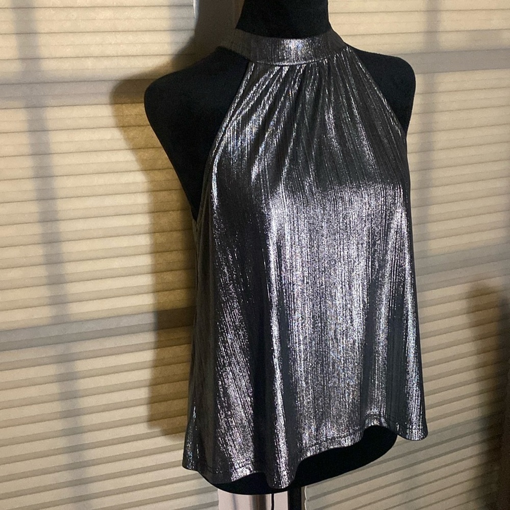 Beautiful silver‎ blouse - Picture 2 of 5